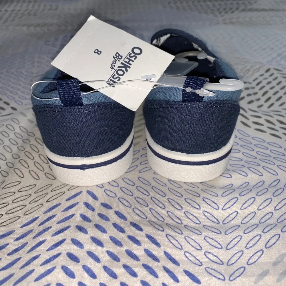 Oshkosh Unisex toddler tie dye slip on sneakers size 8